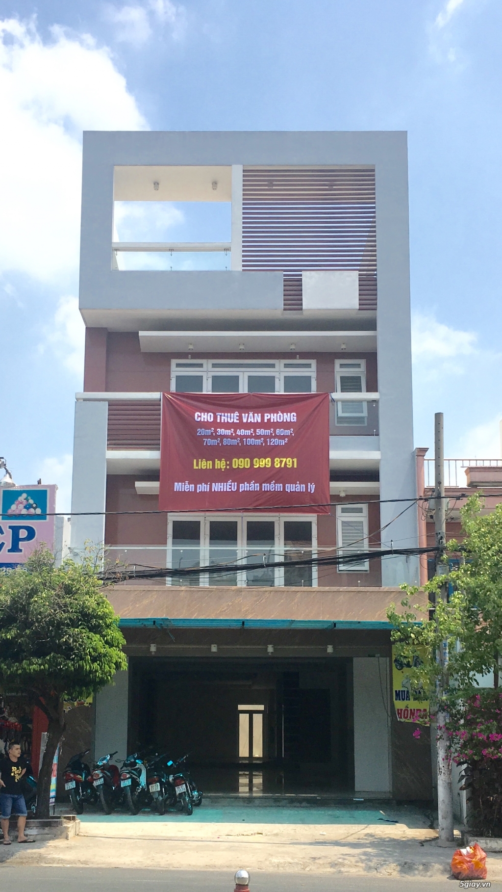 Cho thuê văn phòng - 438 Nguyễn Sơn, Tân Phú - 120.000đ/m2/tháng