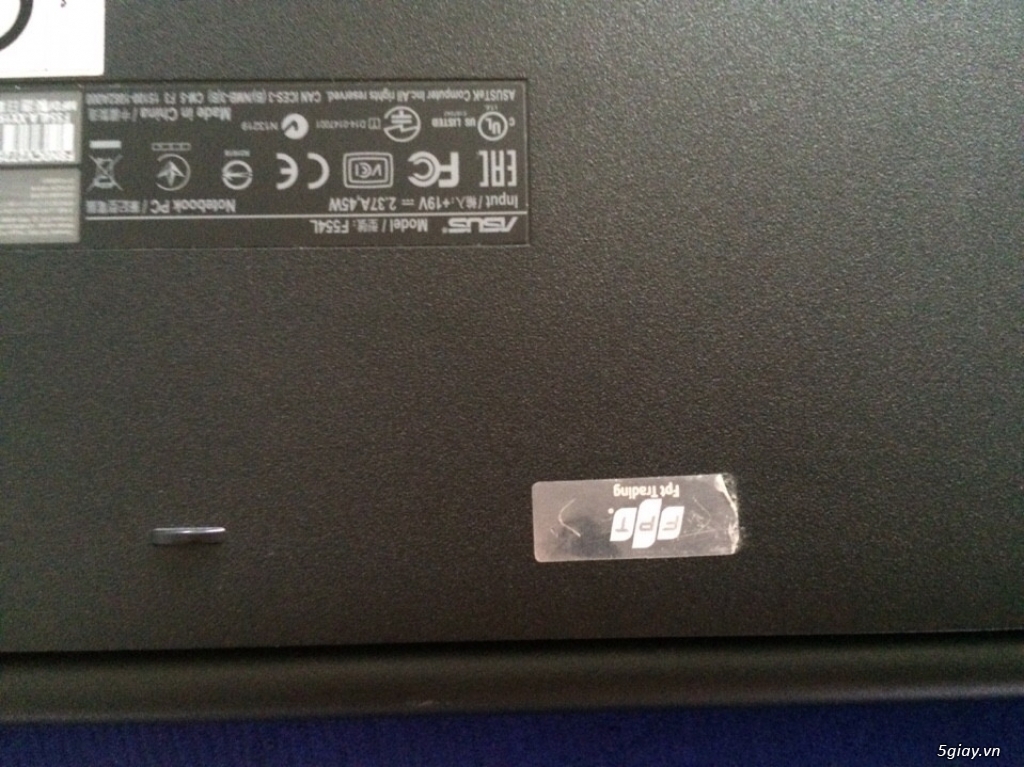 Dư dùng bán laptop Asus Core i3 - 1