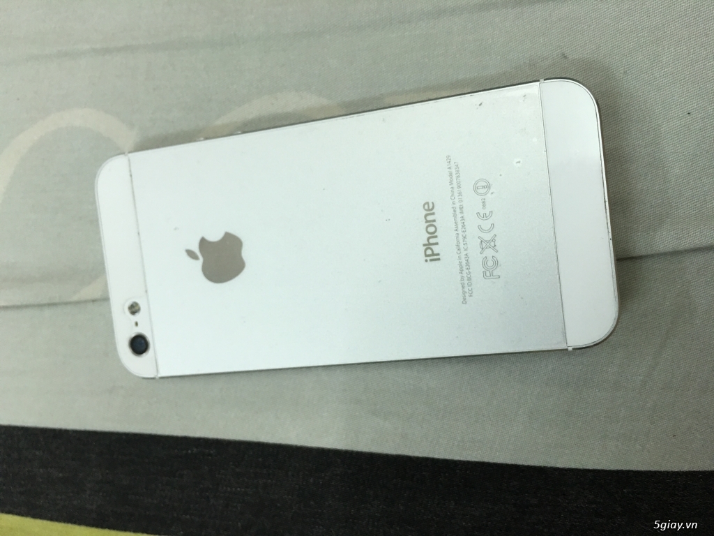 Hcm - Iphone 5 white quốc tế 16gb 98,99% giá 3tr2 - 3