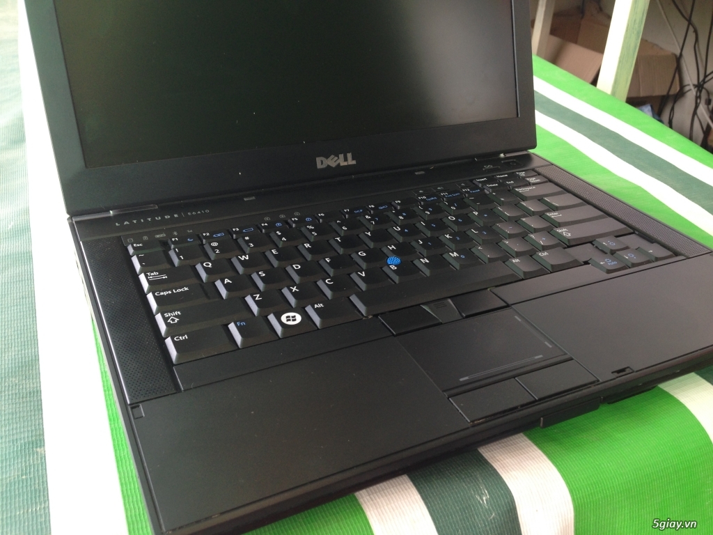 Laptop vỏ nhôm core i5,i7,core 2,nhập Mỹ zin new 99% - 2