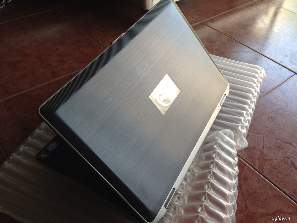 Laptop vỏ nhôm core i5,i7,core 2,nhập Mỹ zin new 99% - 11