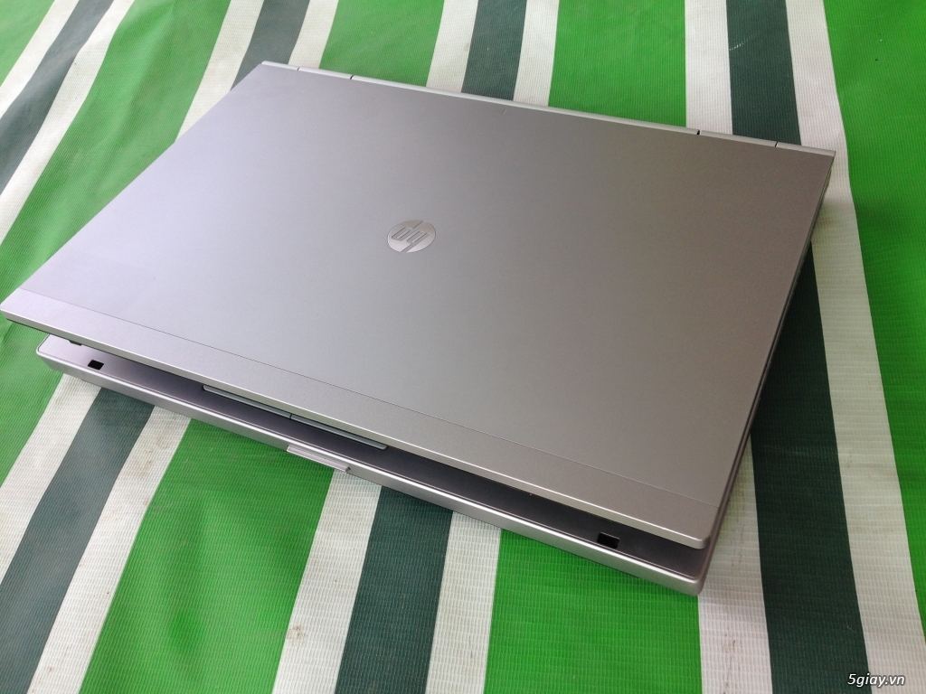 Laptop vỏ nhôm core i5,i7,core 2,nhập Mỹ zin new 99% - 32
