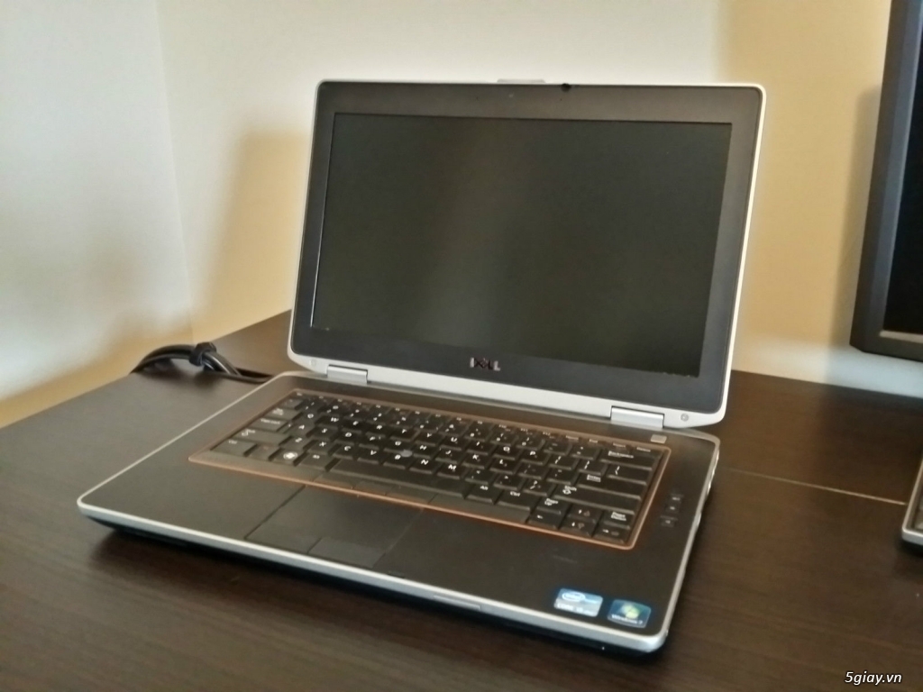 Laptop DangKhoa chuyên buôn bán laptop 2nd hàng xách tay giá rẽ - 1