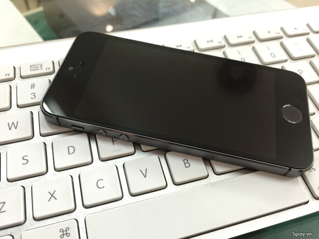 iPhone 5S Gray 16GB Quốc Tế Zin 100% Hình thức như mới - Bao test - bao check - 6