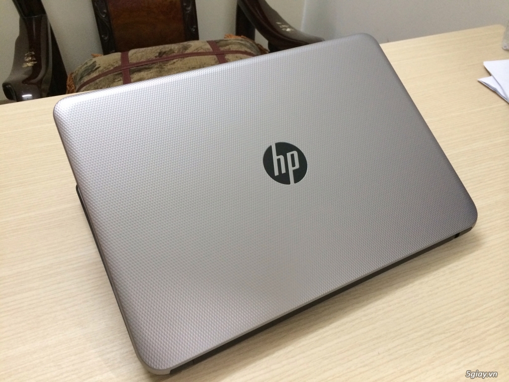 Laptop HP core i5 skylake, ram 4GB, HDD 500GB, HD Graphics 520 màu bạch kim - 4