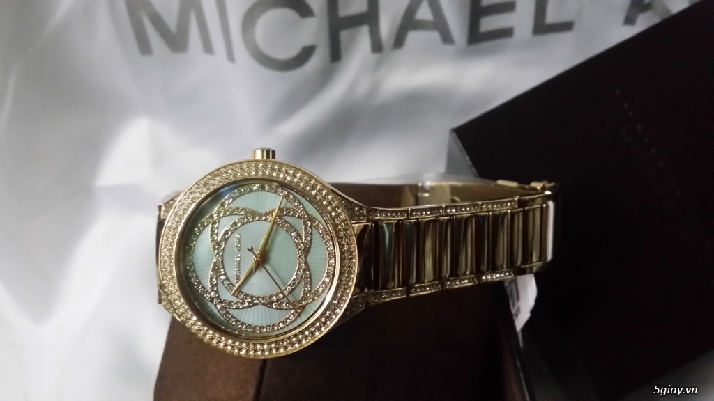 Đồng hồ Michael Kors chính hãng USA.