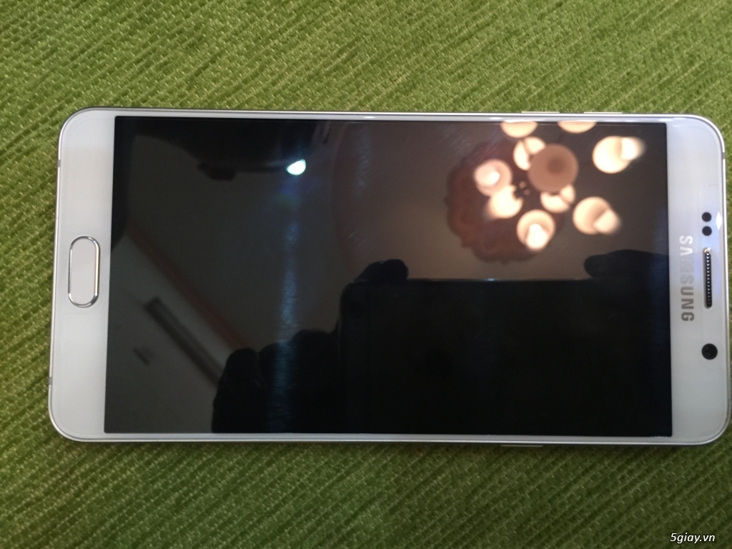 CẦN RA ĐI 1 EM NOTE 5 TRẮNG, 98% - 4