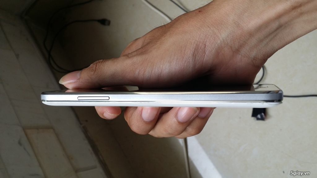 Sony Z Ultra, Galaxy Grand Prime Giá rẻ cho người mua dùng - 9