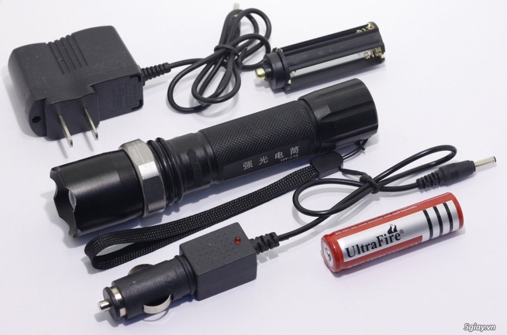 Đèn pin siêu sáng giá rẻ Police HY-110 Zoom Den pin sieu sang Police HY-110 - 1