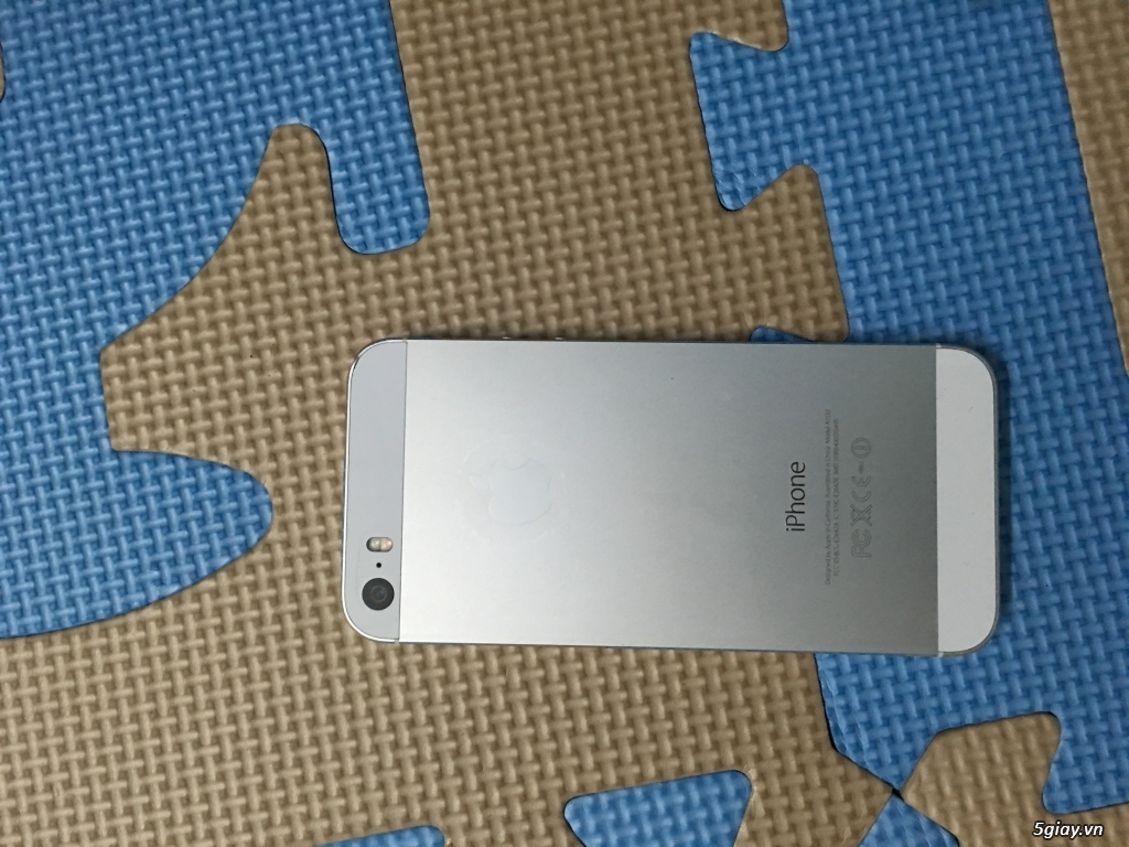 Cần bán Iphone 5s Silver 32GB Quốc Tế - 1