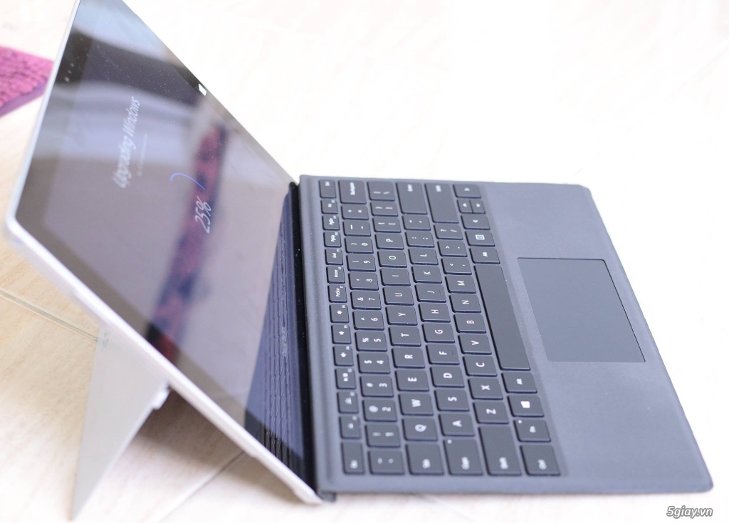 Surface Pro 3 i5 ram 8g ssd256 kèm Cover+stylus - 1