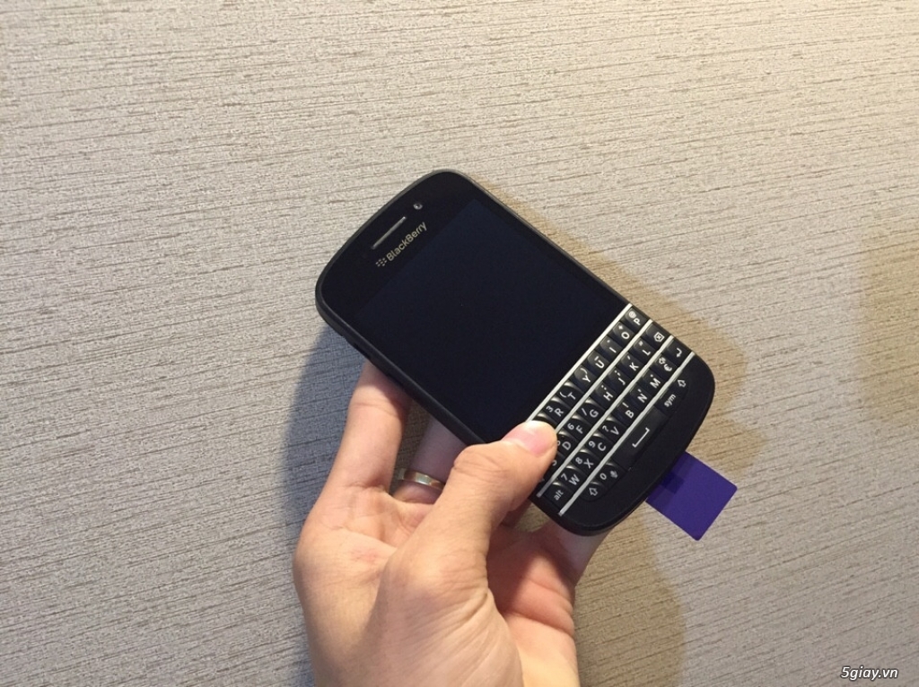 BlackBerry Q10 fullbis, mới 99%, zin nguyên bản, 3G, Wifi, Bảo hành 3 tháng