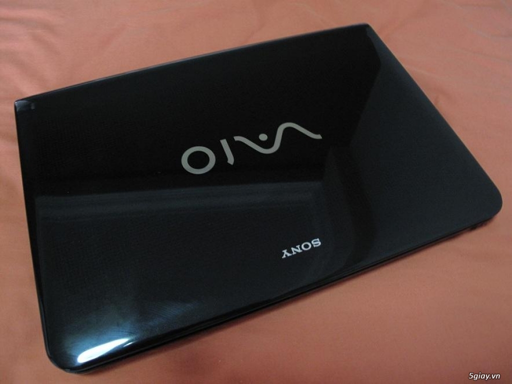 sony vaio từ bình dân đến cao cấp i3.i5.i7 Gía.  5 tr...