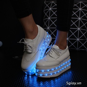 Giày phát sáng đèn led siêu đẹp, phụ kiên phát sáng - 1