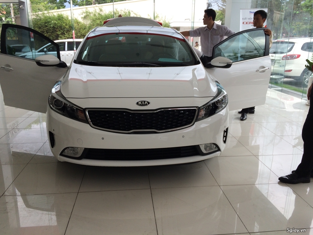 Xe Kia K3 phiên bản mới (Cerato) hot hot giá tốt nhất