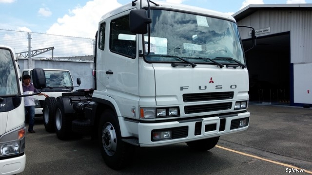 Bán xe tải FUSO, Xe ĐẦU KÉO giá tốt, khuyến mãi cực lớn, có xe giao ngay