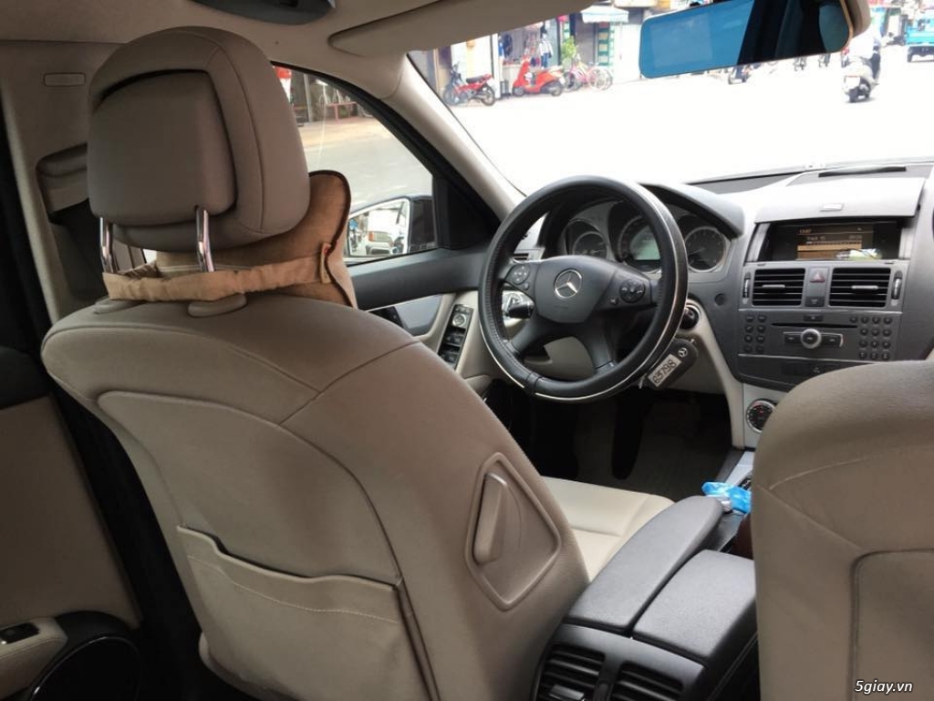 Mercedes Benz 2010 - 4