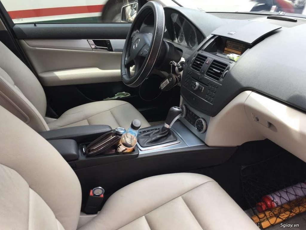 Mercedes Benz 2010 - 7