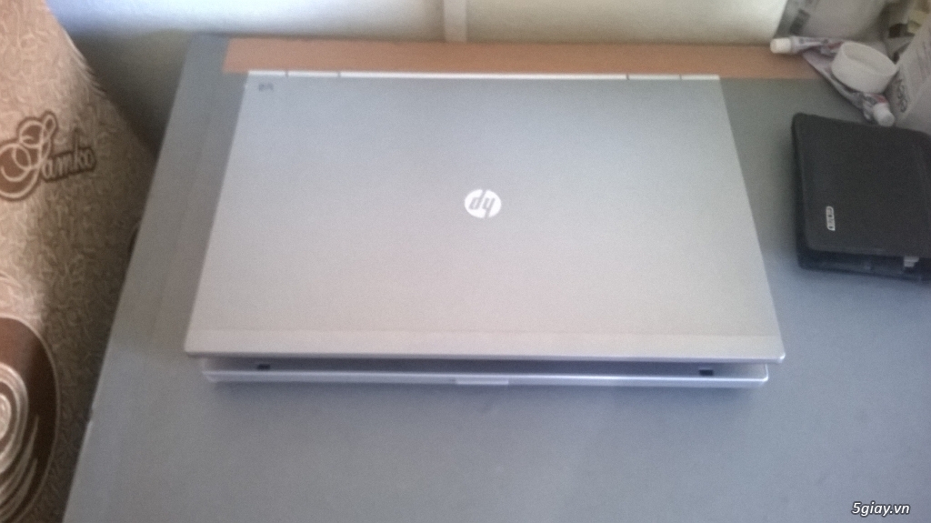 Bán Laptop HP EliteBook 8460p giá 4.6 triệu - 3