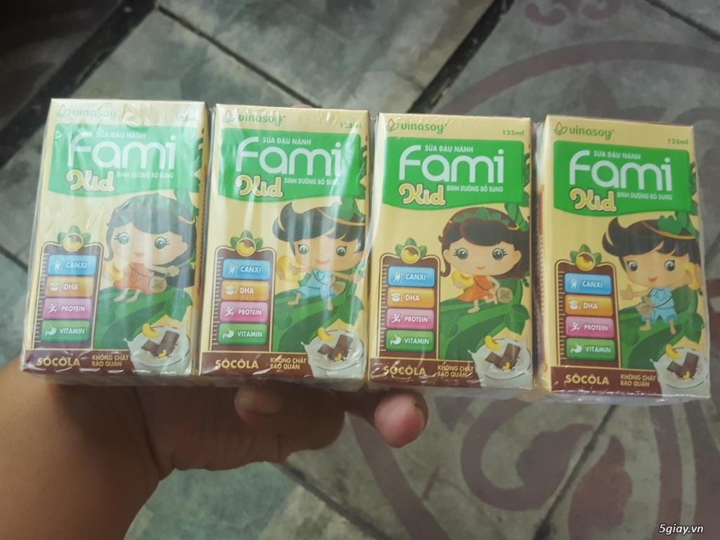Sữa Fami đi từ thiện
