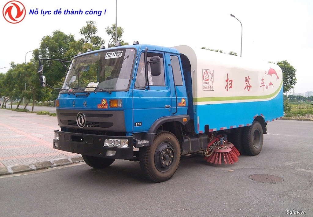 xe quét hút bụi đường 7 khối :  0911 013 123