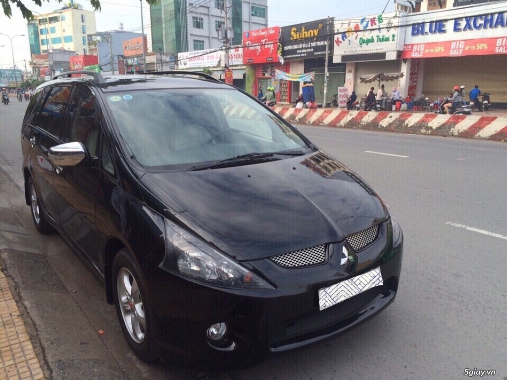 mitsubishi grandis màu đen đời cuối 2007 - 6