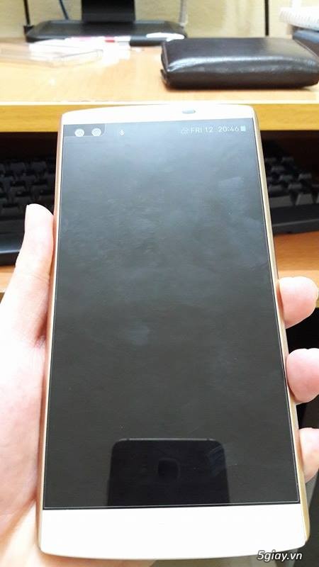 Cần bán LG V10 chính hãng viền mạ vàng thật 20K bảo hành dài - 1