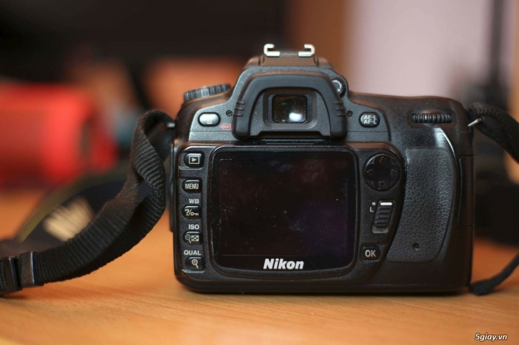 Nikon D80 + lens Nikkor 18-135mm - 4
