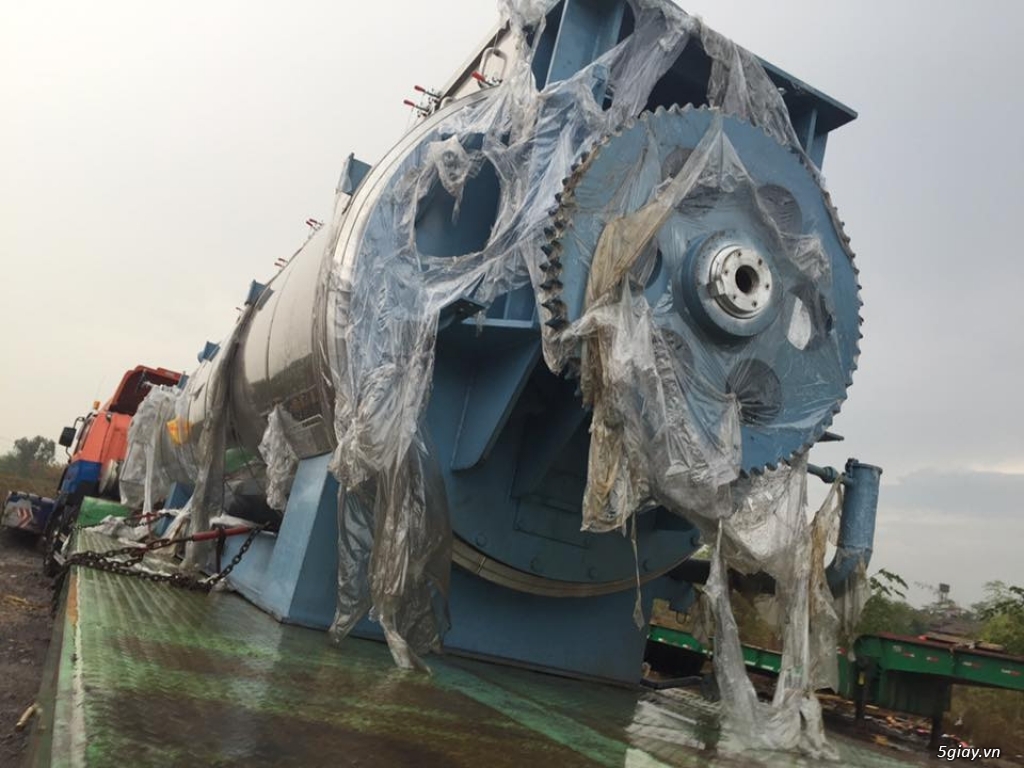 Vận chuyển hàng máy móc siêu nặng quá tải tại Cảng Cát Lái đi các tỉnh - 1