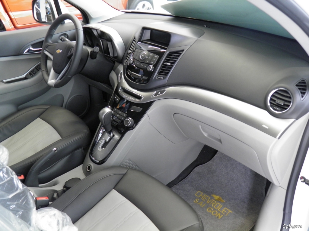 Xe Chevrolet Orlando 7 chổ cao cấp số tự động chỉ 699TR xe mới. - 1