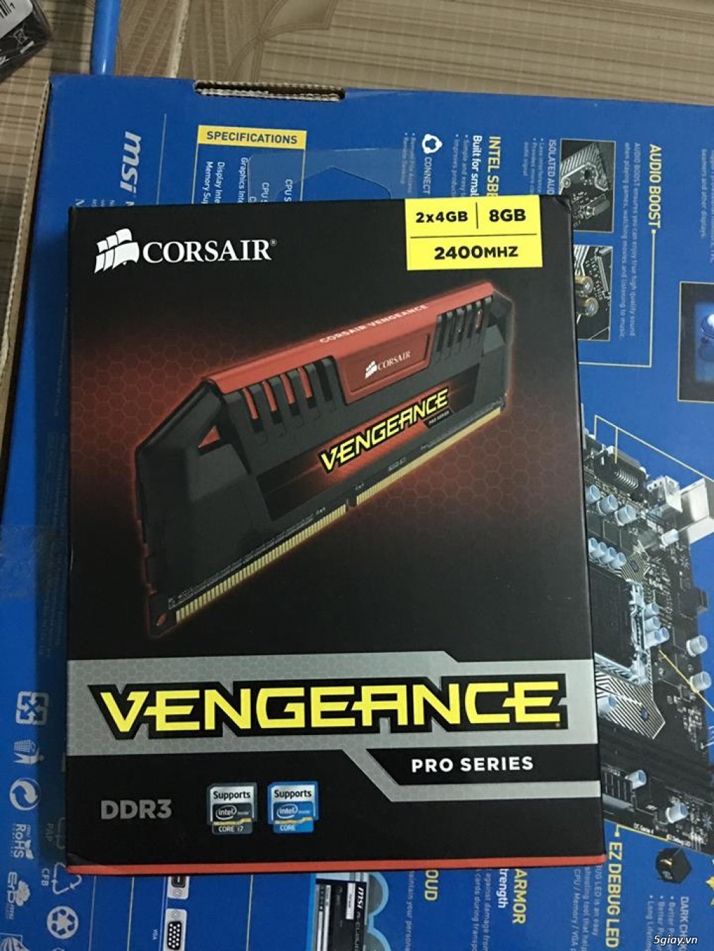 Ram Corsair Vengeance Pro Series DDR3 2x4GB 2400MHz cho Desktop mới 100% cần để lại giá tốt