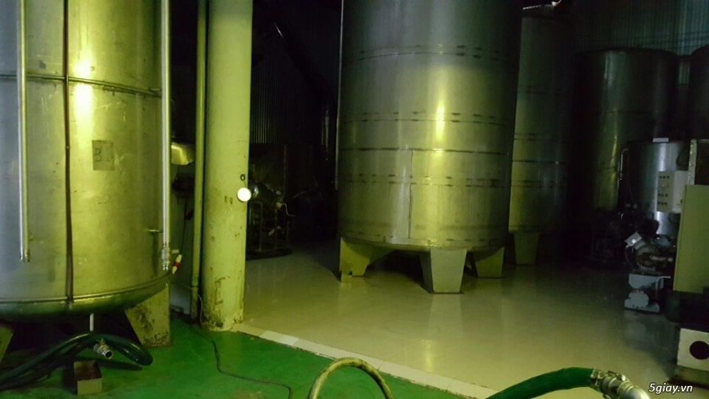 Mật ong nguyên chất giá chỉ 60.000vnđ/lít