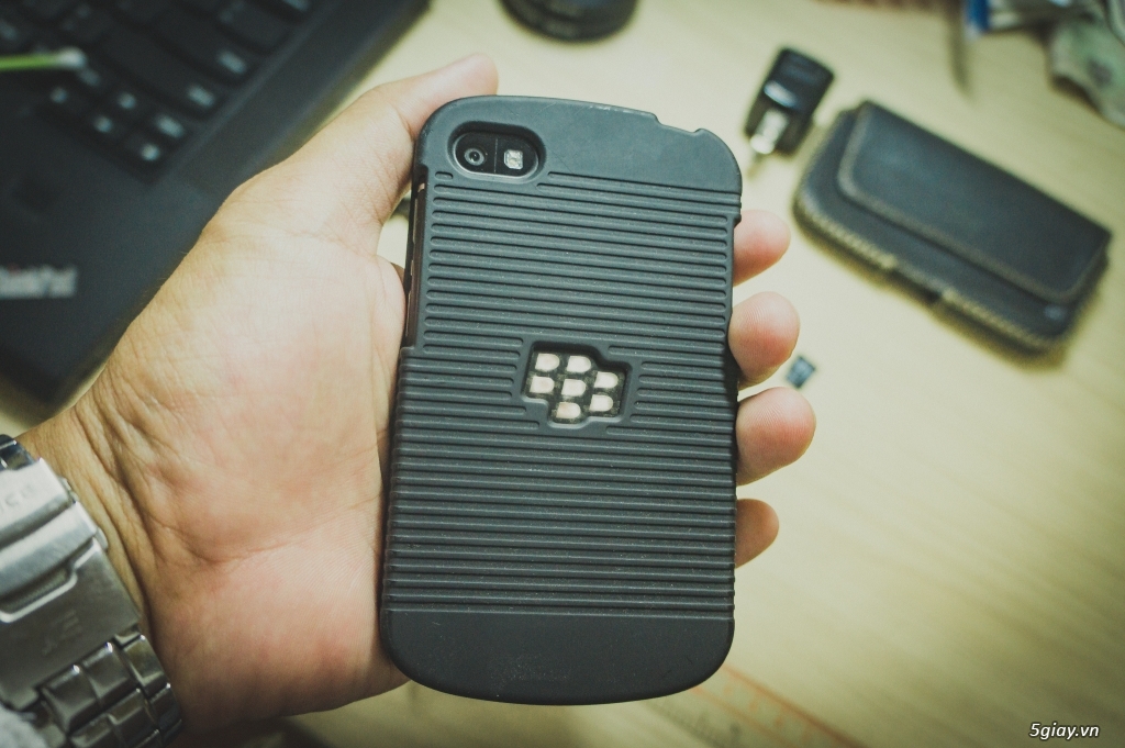 Blackberry Q10 và nhiều phụ kiện - 2