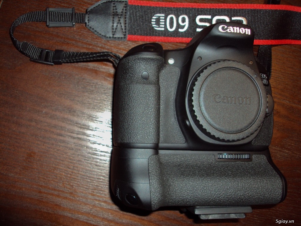 Body Canon 60D + Lent Fix 50 1.8 + Grip Chuẩn 60D - 1