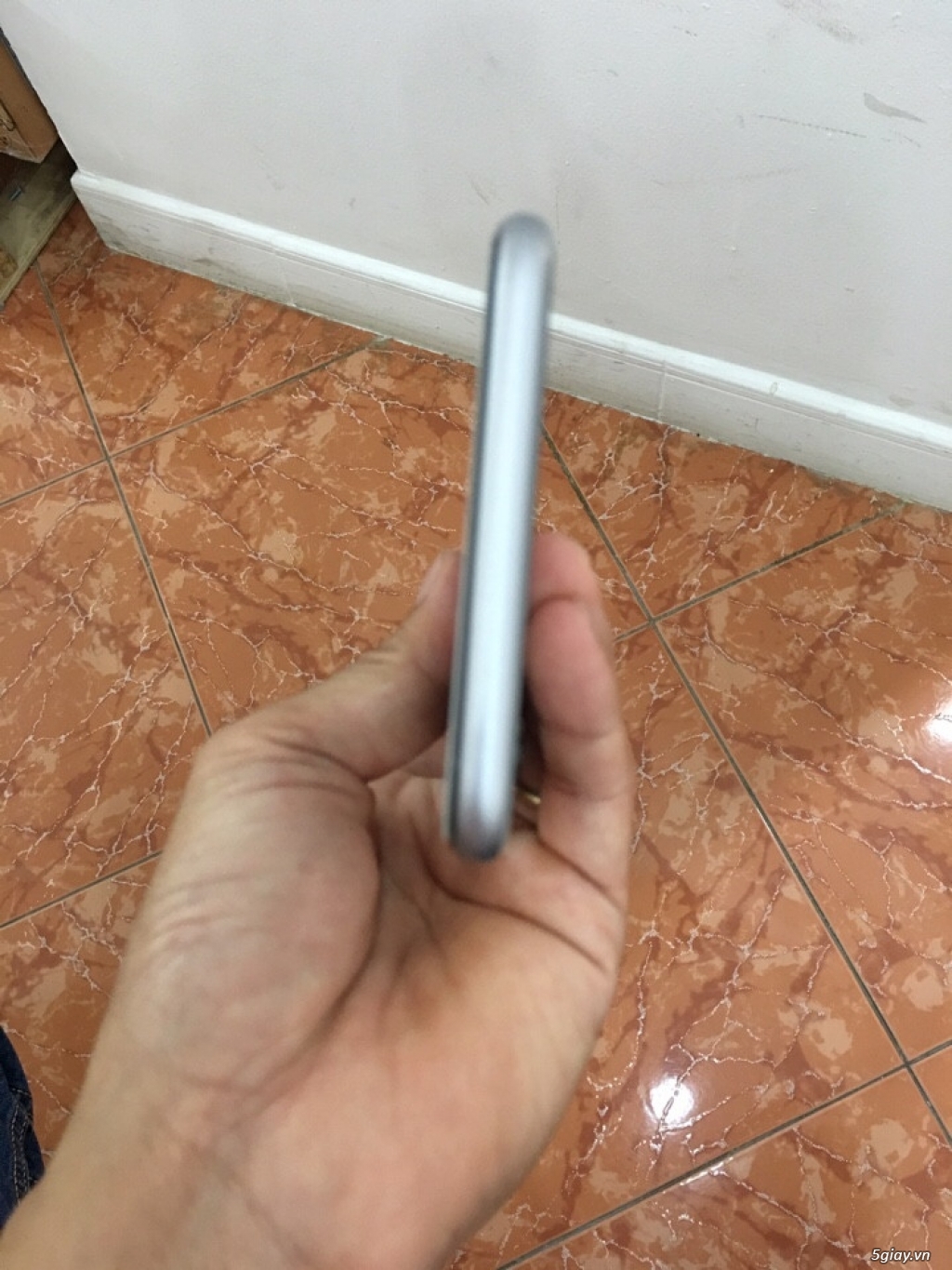 iPhone 6 Plus mày Gray 64GB xách tay từ Mỹ giá Shock - 2