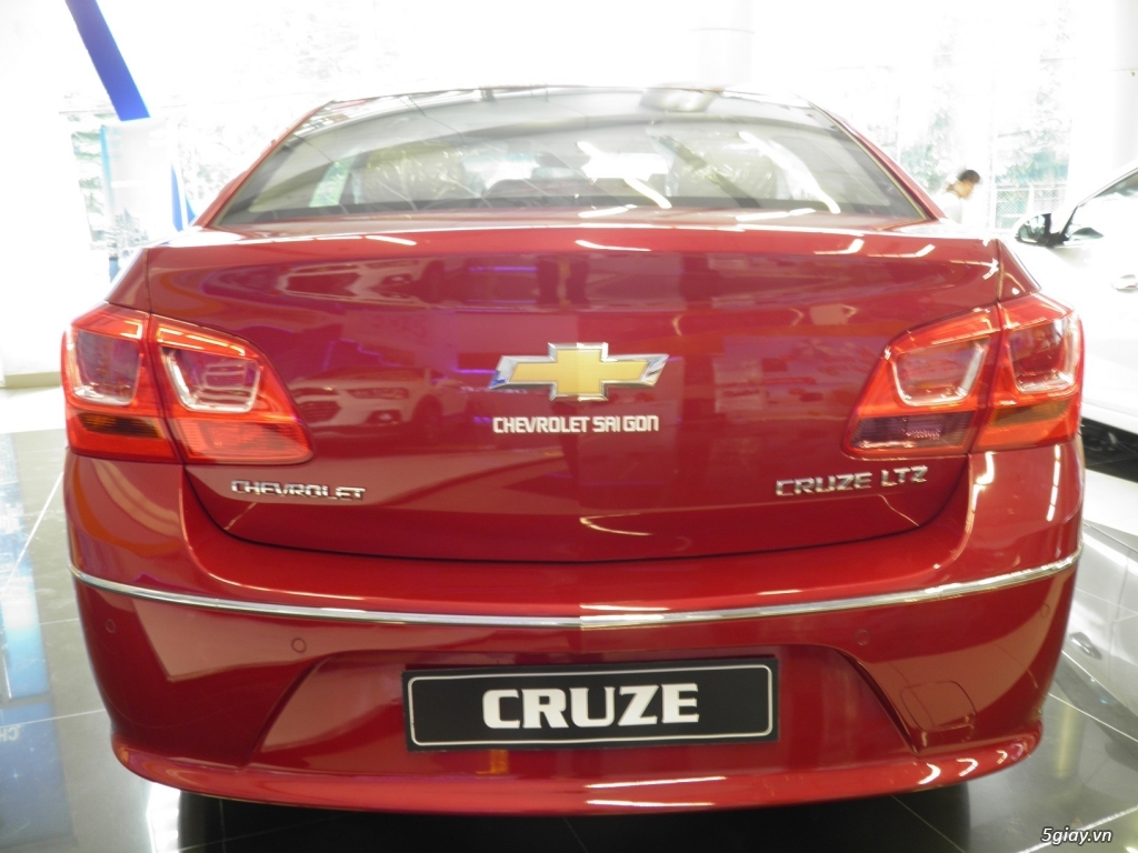 Cruze LTZ 1.8 mới 100% giảm giá mạnh có camera lùi zin theo xe. - 2