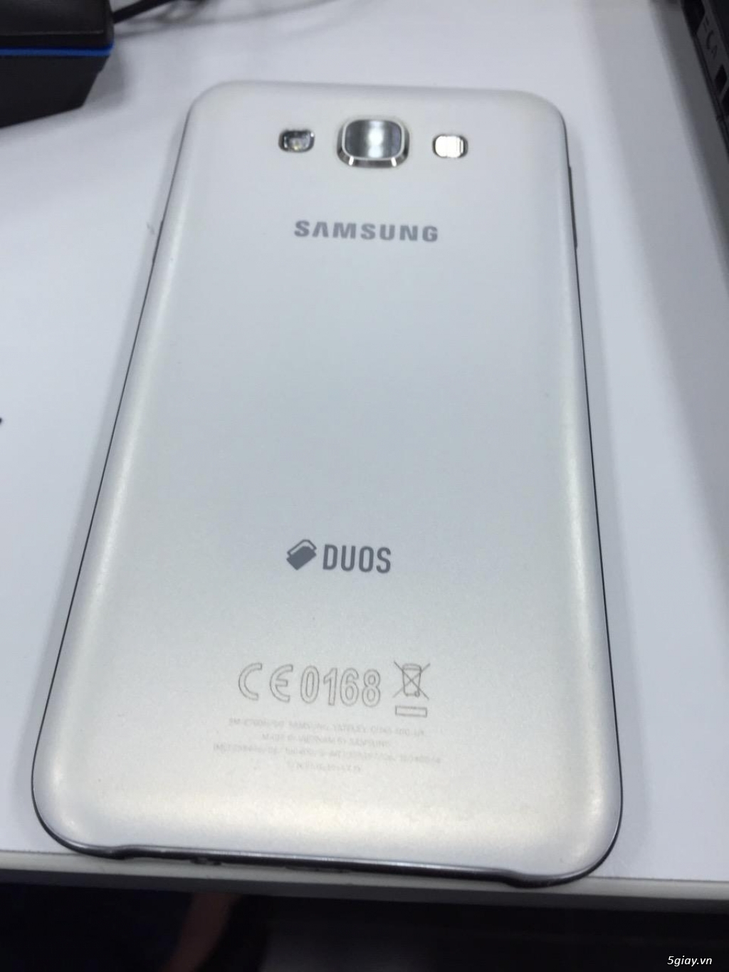 Samsung E7 98% chưa sửa chữa - 1