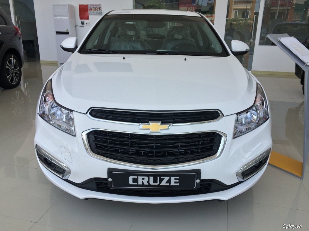 Chevrolet Cruze 2016 mới 100%