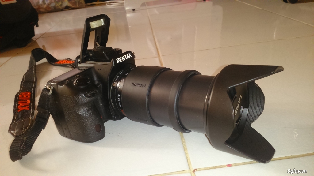 Công ty sản xuất phim cần bán máy ảnh Pentax K5 + lens tamron 28-200