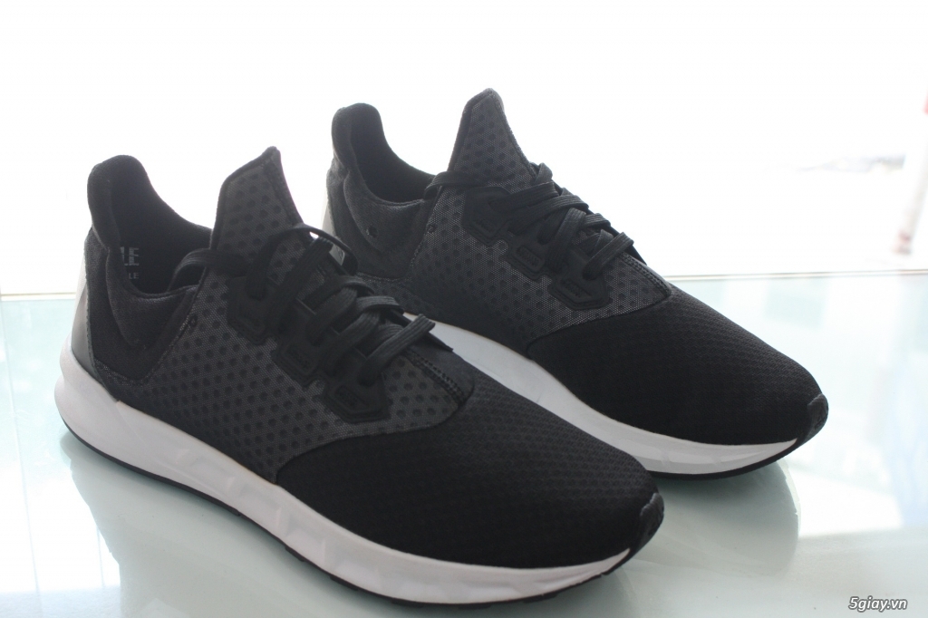 mấy đôi giày Adidas và Reebok, hàng sample mới về, giá bao rẻ nhất Việt Nam