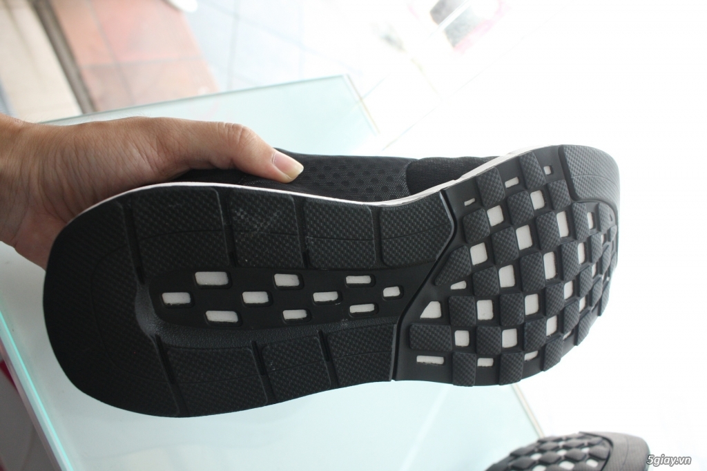 mấy đôi giày Adidas và Reebok, hàng sample mới về, giá bao rẻ nhất Việt Nam - 3