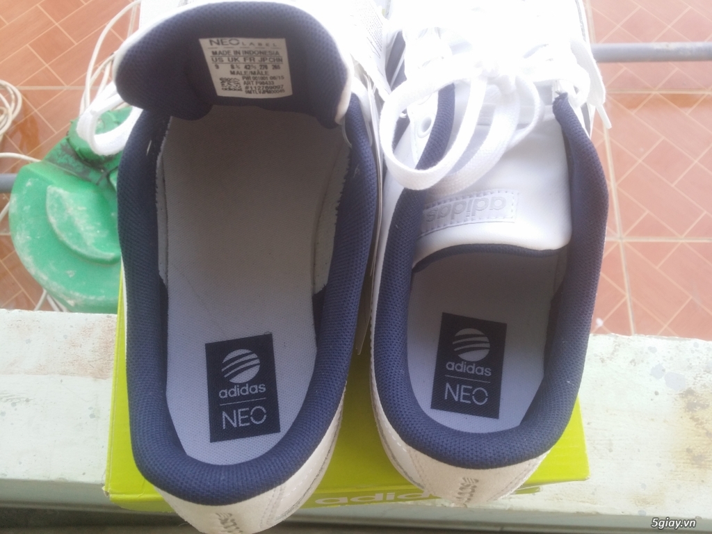 Cần ra đi đôi adidas caflaire giá sinh viên - 1