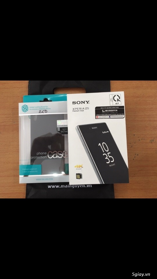 Cần bán Sony Xperia Z5 Premium 2 sim màu Vàng hàng công ty Sony VN