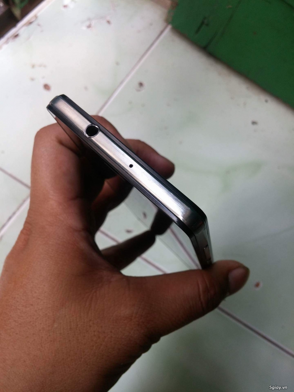 điện thoại huawei P8 cần bán gấp - 1