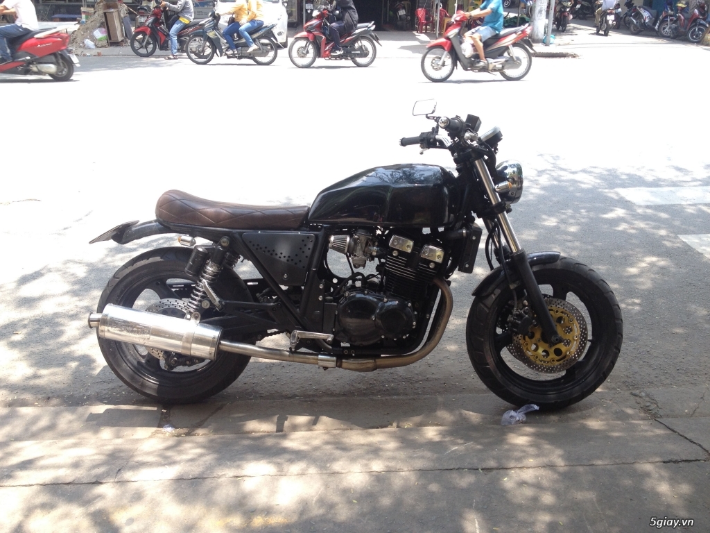 Xe Suzuki 400cc BRAT Tracker - 1