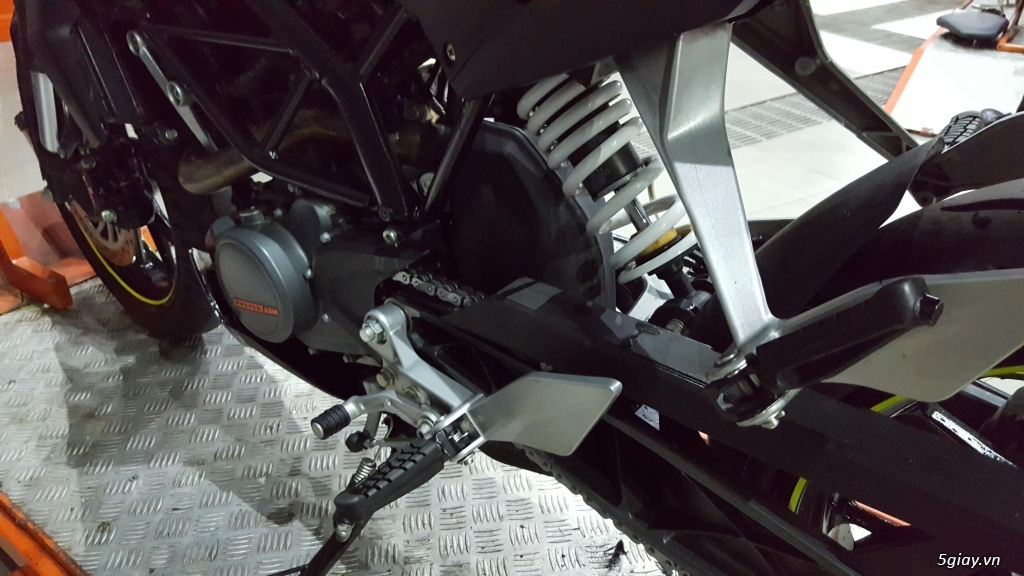 Cần bán KTM Duke 200 no ABS đăng ký 2015 - 9