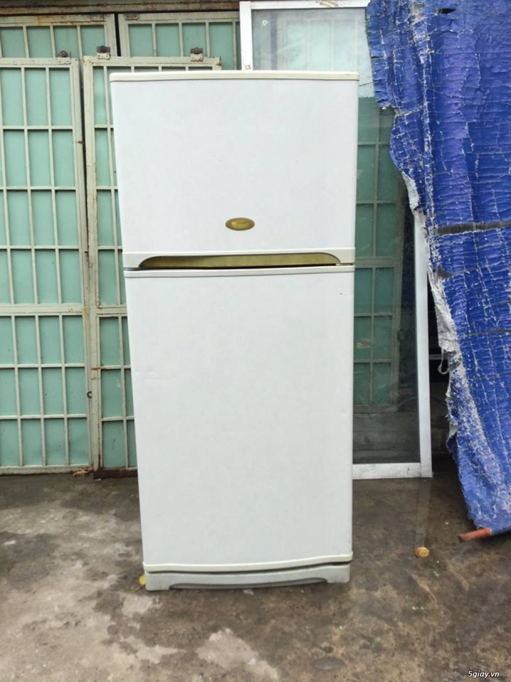 Tủ lạnh-máy cắt cỏ-lò vi sóng-bếp đôi hồng ngoại...