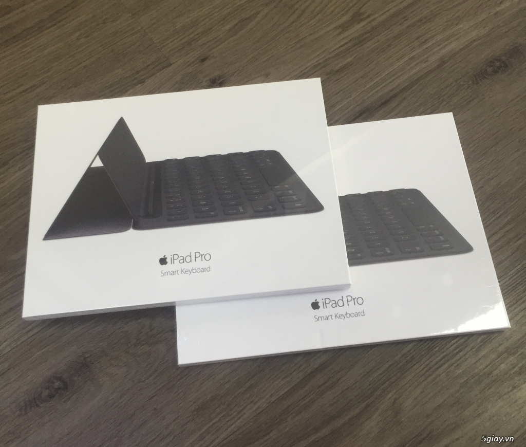 Bàn phím thông minh cho iPad Pro 9.7 smartcover apple gia re - 1