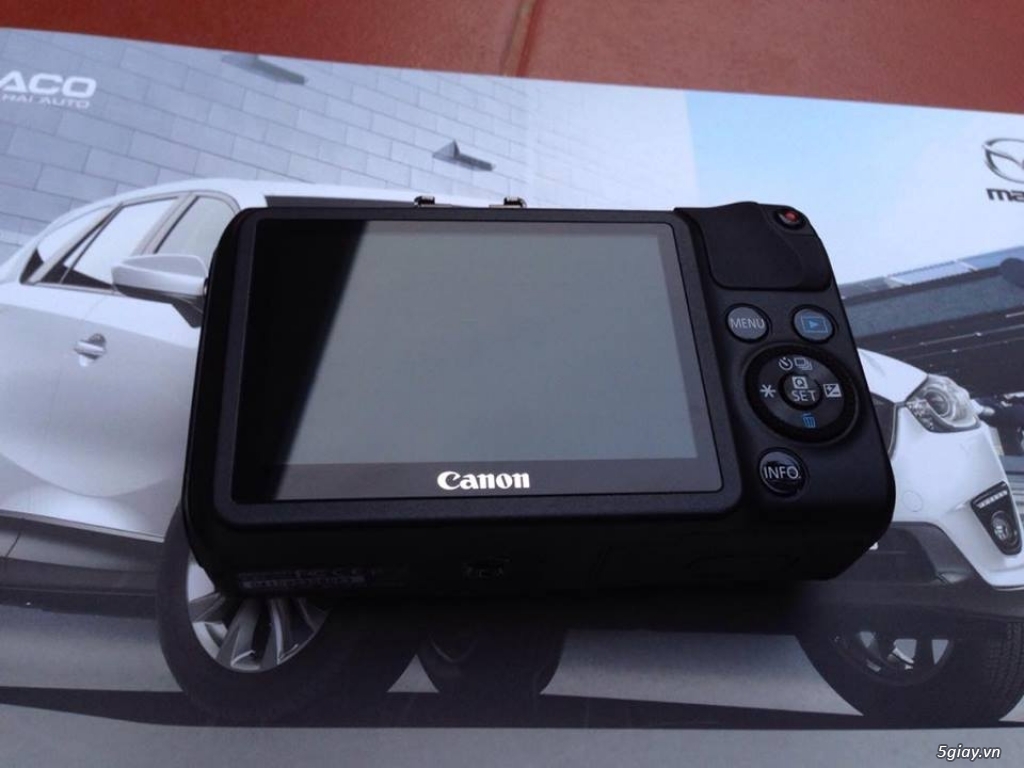Canon EOS M + kit 18-55mm STM - 3