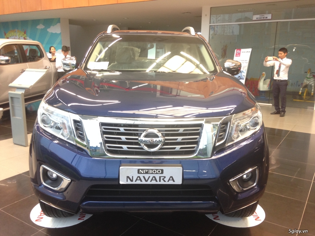 80 năm – Khẳng định thương hiệu xe bán tải Nissan Navara NP300 - 4